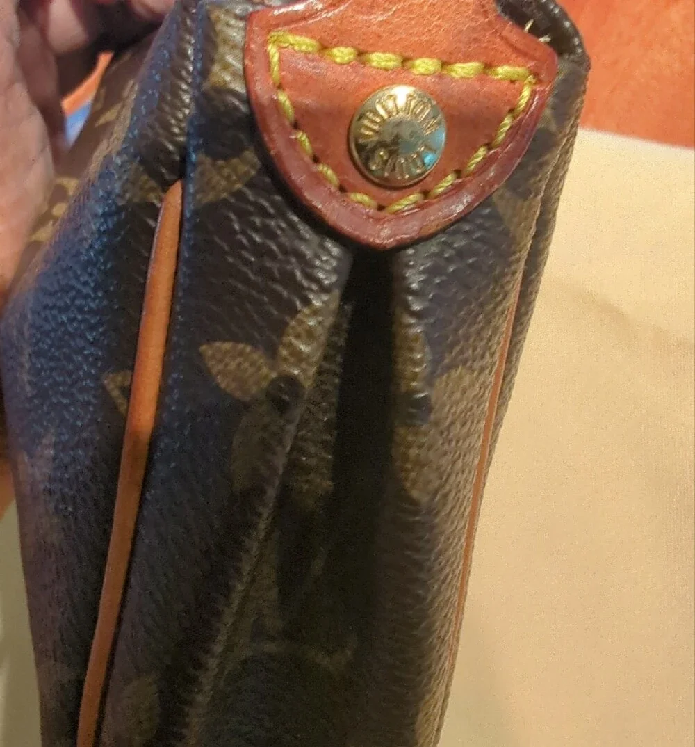 Authentic Louis Vuitton Monogram Eva Clutch Canvas Brown & Tan Chain Crossbody